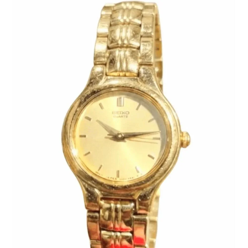 SEIKO Quartz Watch Gold Bracelet Band Round Dial